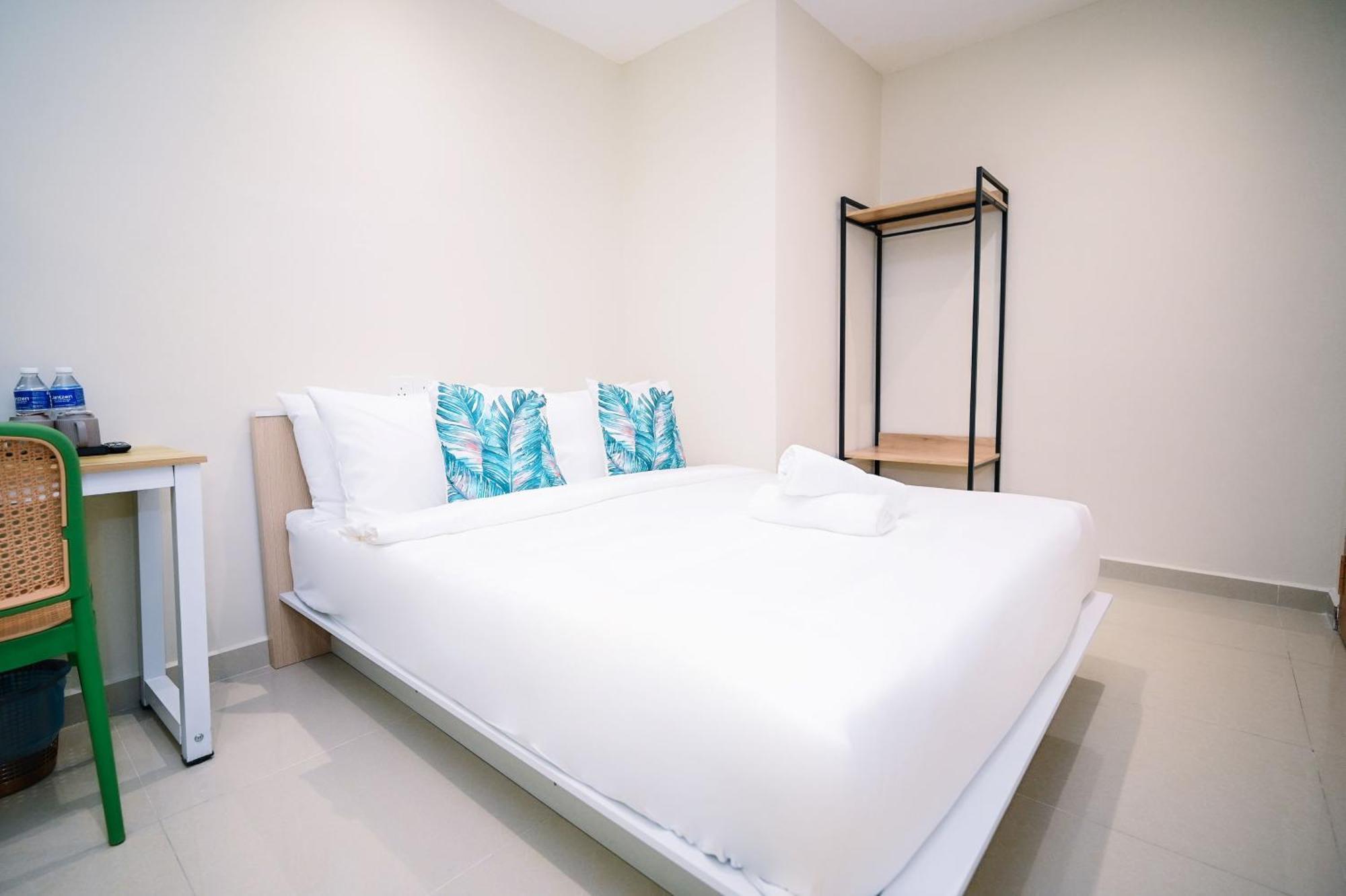 Swing & Pillows - Jalan Imbi Kuala Lumpur Exterior photo